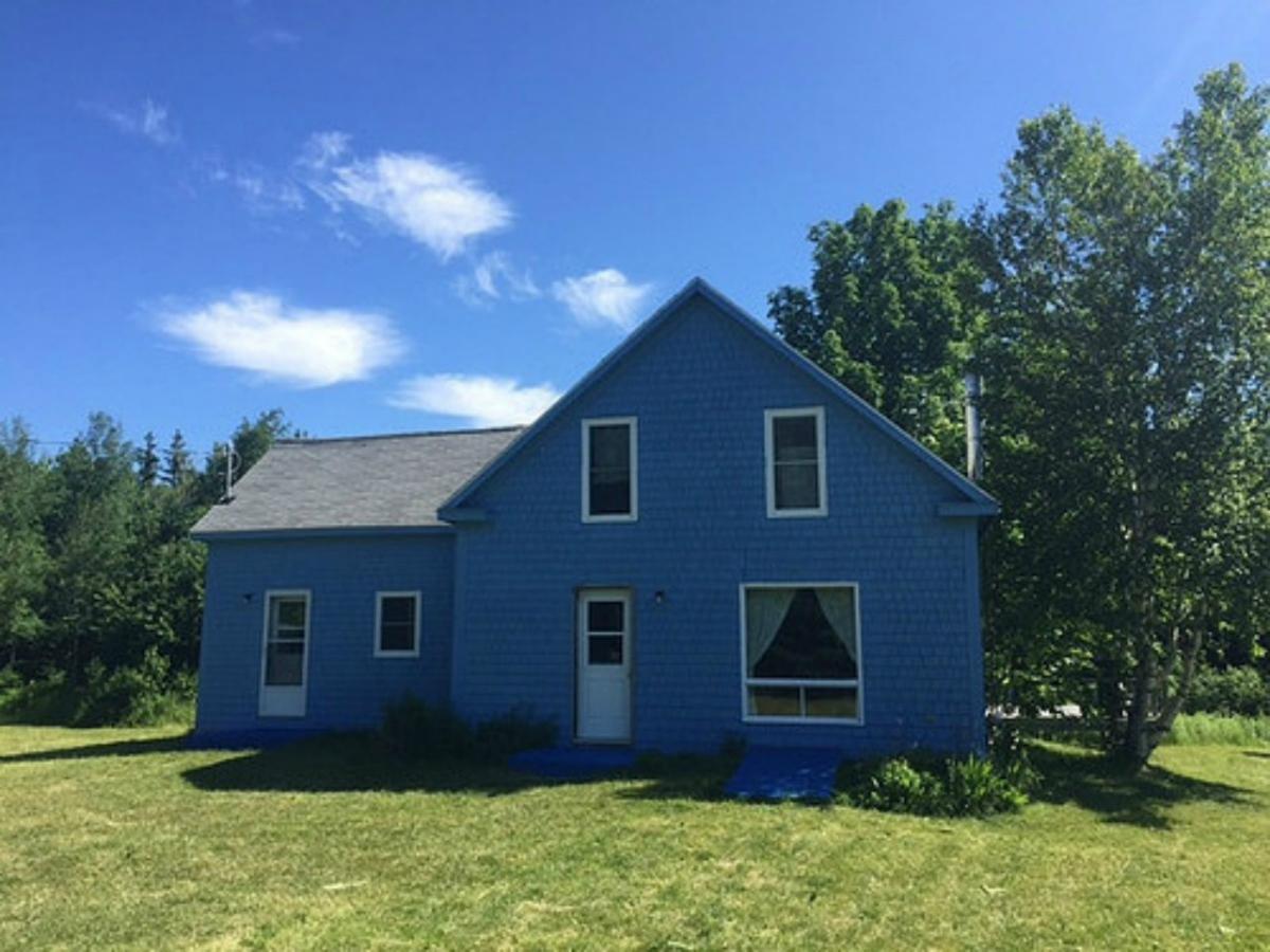 Гостевой дом Breton Cove Farmhouse Indian Brook Экстерьер фото